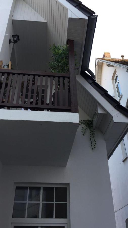 Apartment Am Wall Emden Exterior foto